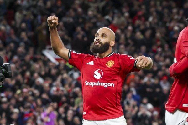 微妙的周末！姆伯莫昨日领取英超月最好，今天战热刺首开记载